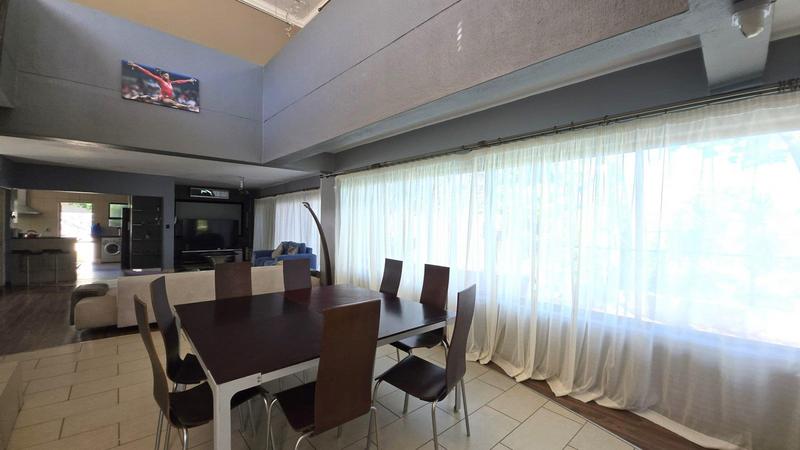 3 Bedroom Property for Sale in Caribbean Beach Club North West